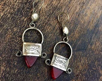 Tribal earrings - Small earrings - Tuareg silver earrings - ethnic earrings - African jewelry - handcrafted African earrings - tribal jewe