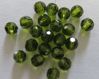 Round 4 mm Olivine Swarovski pearls