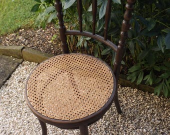 1880 THONET chair / round made in Austria vintage THONET Chair / Chair year old