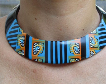 Bib necklace in polymer clay. Neck circumference. Torque necklace. Polymer piece. Pendant necklace