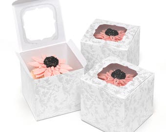Pearl Flourish Cupcake Boxes