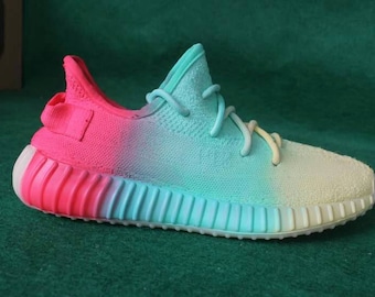 Painted Adidas Yeezy,Yeezy Boost,Yeezy 350, Adidas Boost,Boost Shoes,Adidas, Rainbow,Sprayed Sneakers,Men's Customized Trainers