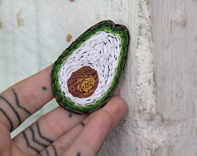 Brooch Avocado Pin Party Summer Outdoors Jewelry Botanical Avocado Lover Gift Nature Inspired Pin Embroidery Brooch Unique Vegetarian Pin