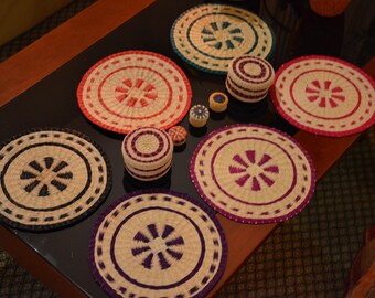 THE WICKER THAT IS TRENDY PLACE MATS - SET OF 6