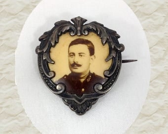 Antique daguerreotype portrait man brooch