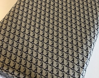 Halloween fabric, Hocus Pocus, Fabric Shoppe fabrics, Moda fabrics, Halloween Hats in gray Choose the cut