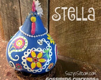 chicken, hen, rooster, bird, gourd, gourd art, painted gourd, housewarming gift, birthday gift for a chicken lover