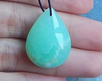 Chrysoprase Gemstone Pendant Bead,25x19x8mm,4.1g(P082)