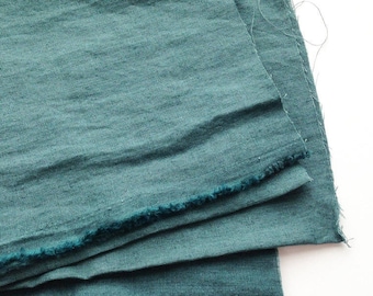 japanese pure linen fabric. medium weight linen. rudeback half look. 110cm (43in) wide. sold by 50cm (19in) long / half yard. rain blue