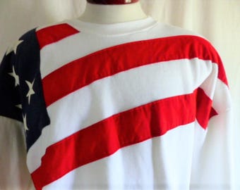 Go U.S.A. vintage 90's American flag stars and stripes white fleece graphic sweatshirt red white blue US flag crew neck made in usa Large