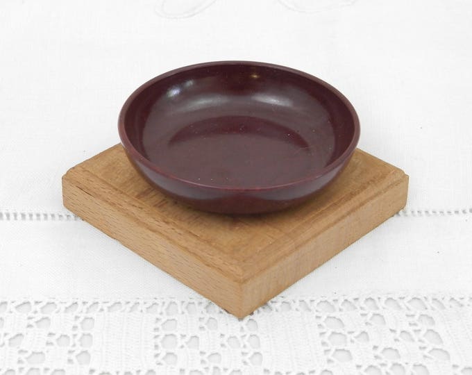 Small Vintage Bakelite Bowl / Dish on Wooden Base, Art Deco 1930s French Trinket Dish, Paint Brush Water Dish, Beading Bowl