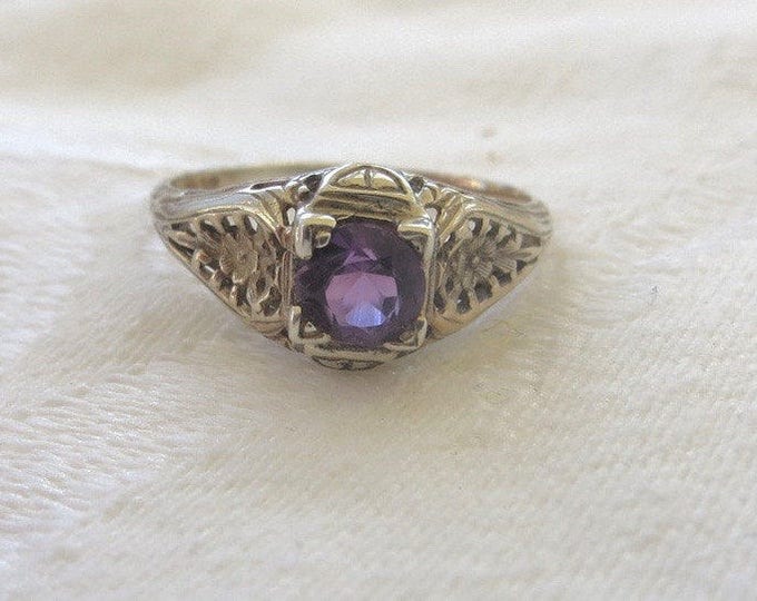 Art Deco Amethyst Ring, Sterling Silver Filigree, Amethyst Solitaire Stone, Vintage Jewelry Size 5.25