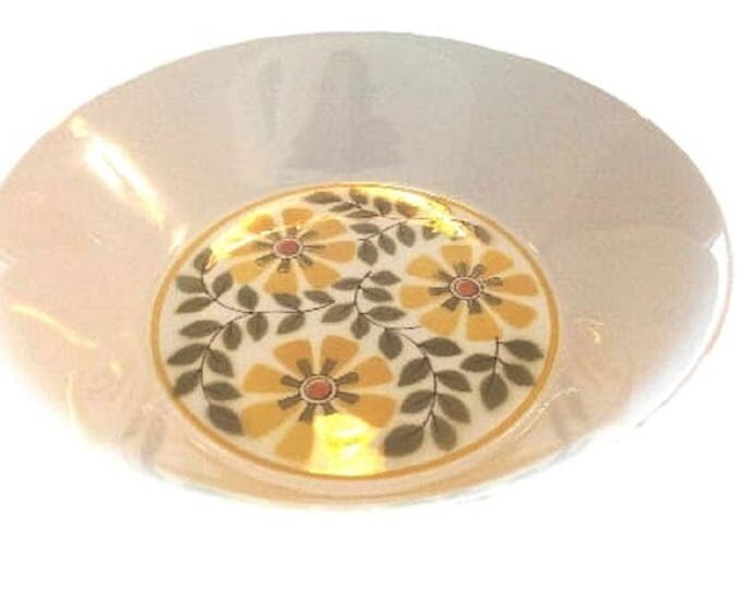 Vintage Mikasa Duplex Trellis Yellow Daisy Serving Bowl, D3326, Ben Siebel, Floral Porcelain Vegetable Bowl