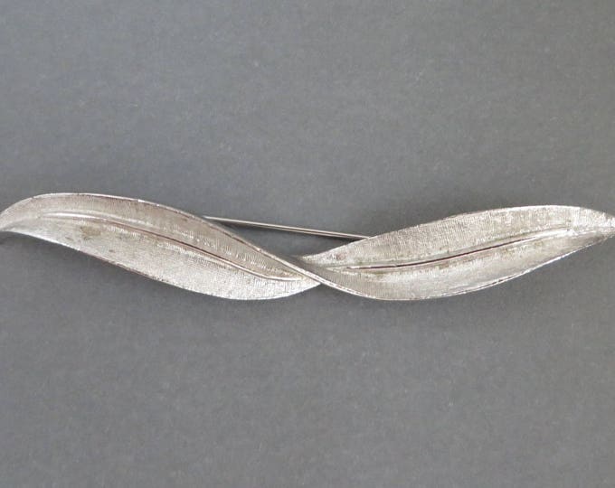 Coro Pegasus Leaf Brooch, Vintage Matte Silver Tone Wide Leaf Pin, Gift for Her