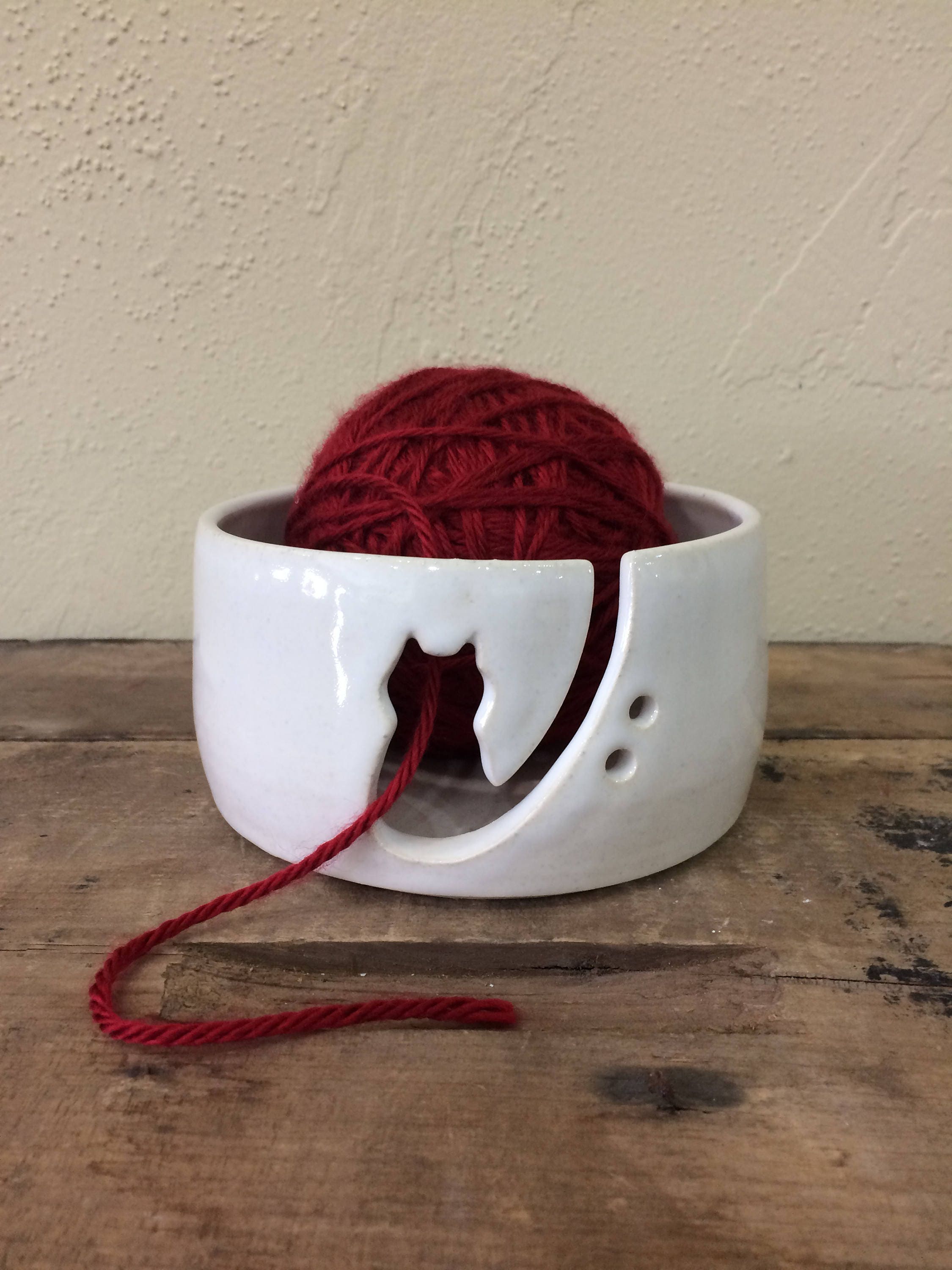 Kitty Yarn Bowl/Cat Yarn Bowl
