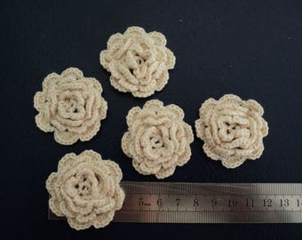 SET of 10 flowers ECRUES to CROCHET for EMBELISSEMENT ref: z37, 4cm