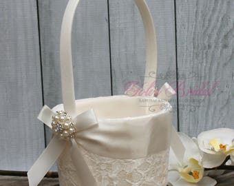 FAST SHIPPING!! Beautiful and Romantic Flower Girl Basket, Lace Flower Girl Basket, Wedding Basket with Pearls, Bridal Flower Basket