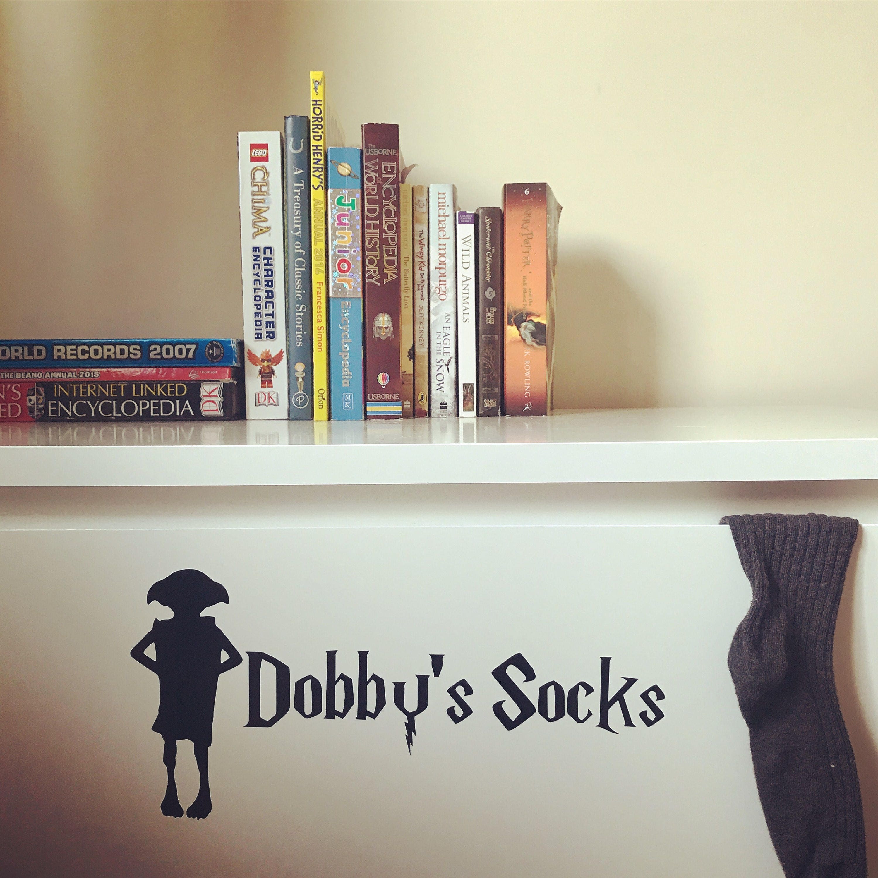 Harry Potter Dobby's Socks Black Vinyl Sticker For Bedroom