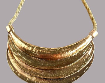 Ethnic necklace