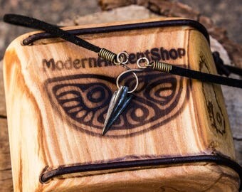 Choker Ancient Arrow Upcycled pendant Weapons Pagan Arrowhead Talisman Jewelry Necklace Scythian amulet Bronze patina Gift for Her