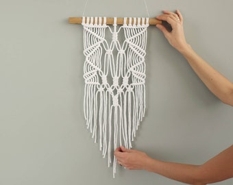 Macrame Wall Hanging. Modern White Macrame. Small Macrame Wall Decor. Minimalist Macrame Wall Art. White Wall Decor. Hygge. Unique Gift