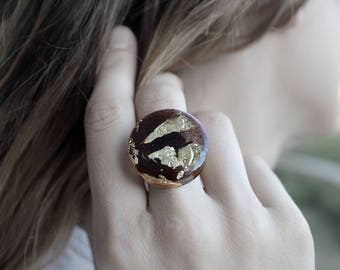 Black resin ring and gold leaf | Ring in black resin and gold | Handmade ring | Handmade ring | Modern Ring | Elegant ring | Gold