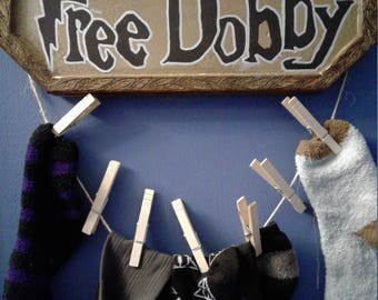 Harry Potter saves Dobby with a sock