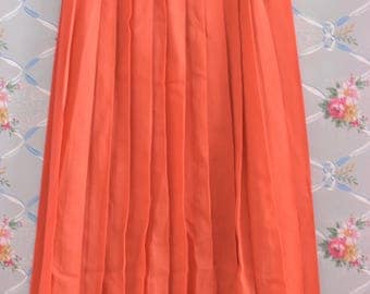 Vintage Coral Pleated Knee Length Skirt Size Small