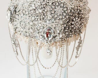 Brooch Bouquet. Silver crystal Bouquet, Unique Wedding Bridal Bouquet
