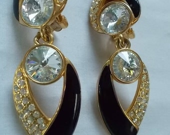 Earrings by Bijoux Designs, New York. (671)