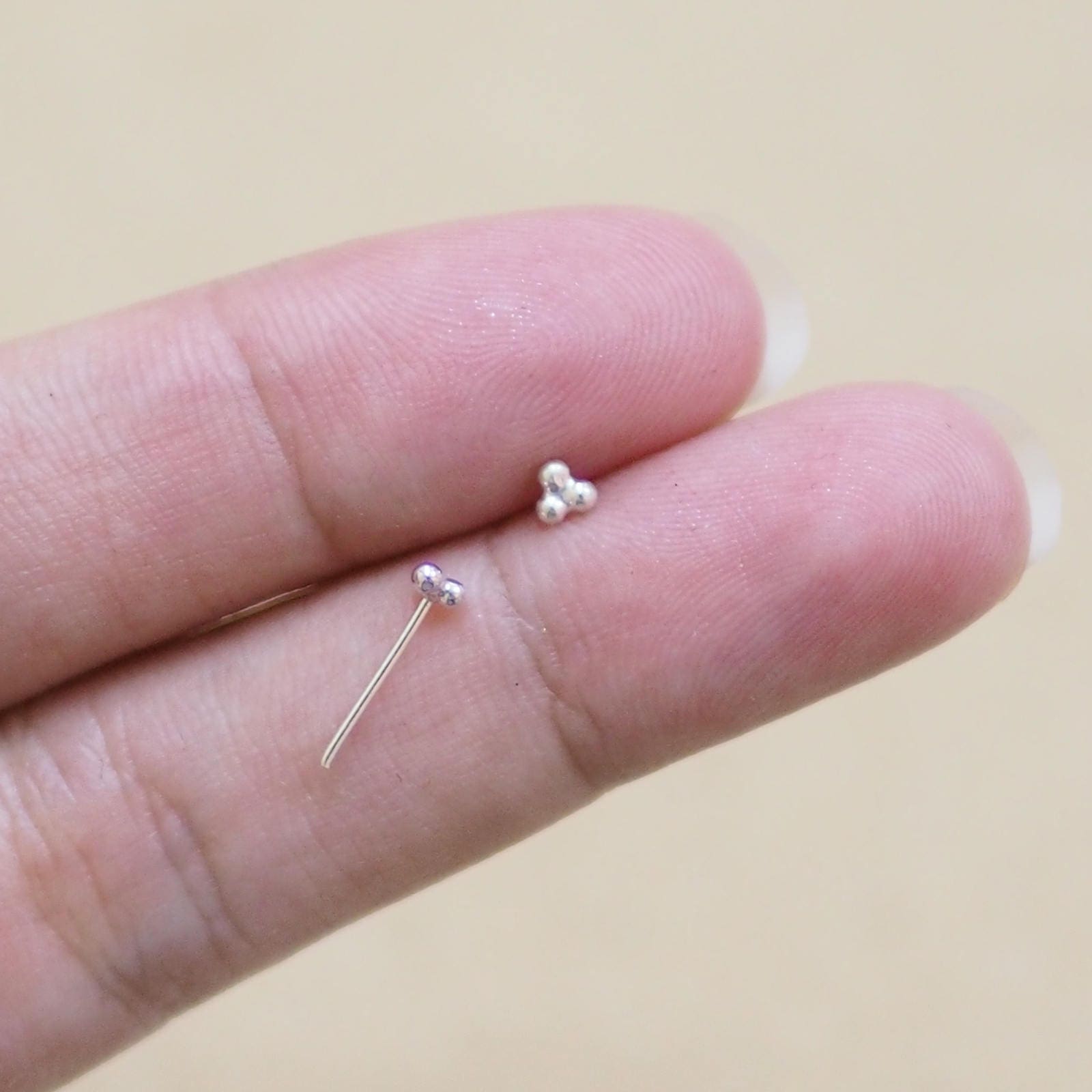 2.5 mm Trinity Dot Fishtail Nose Stud Bend it yourself 22G