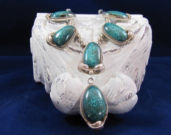 Native American Navajo Jessie Claw Sterling Silver Turquoise Pendant Necklace.