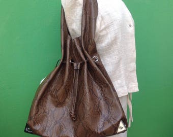 Vintage vegan bag | 90s faux leather Hobo | Vintage faux leather Hobo | 90s vintage Bag | 90s vegan Bag | Vintage shoulderbag | Made in Italy