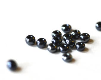 Large black irise10g seed beads