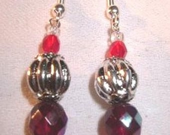 Earrings three tones. Free gift wrapping!