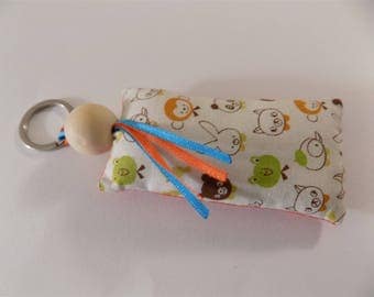 Key vintage animals and geometric patterns