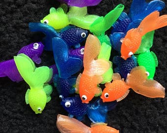 20 Tiny Tickle Fish for Swimming Lessons