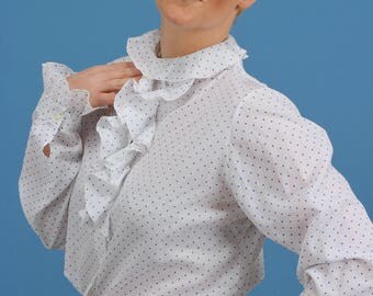vintage white ruffles blouse size s/m