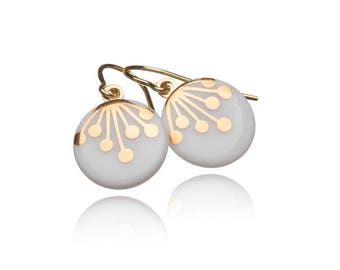 Porcelain earrings earring decor motif Umbel gold on white