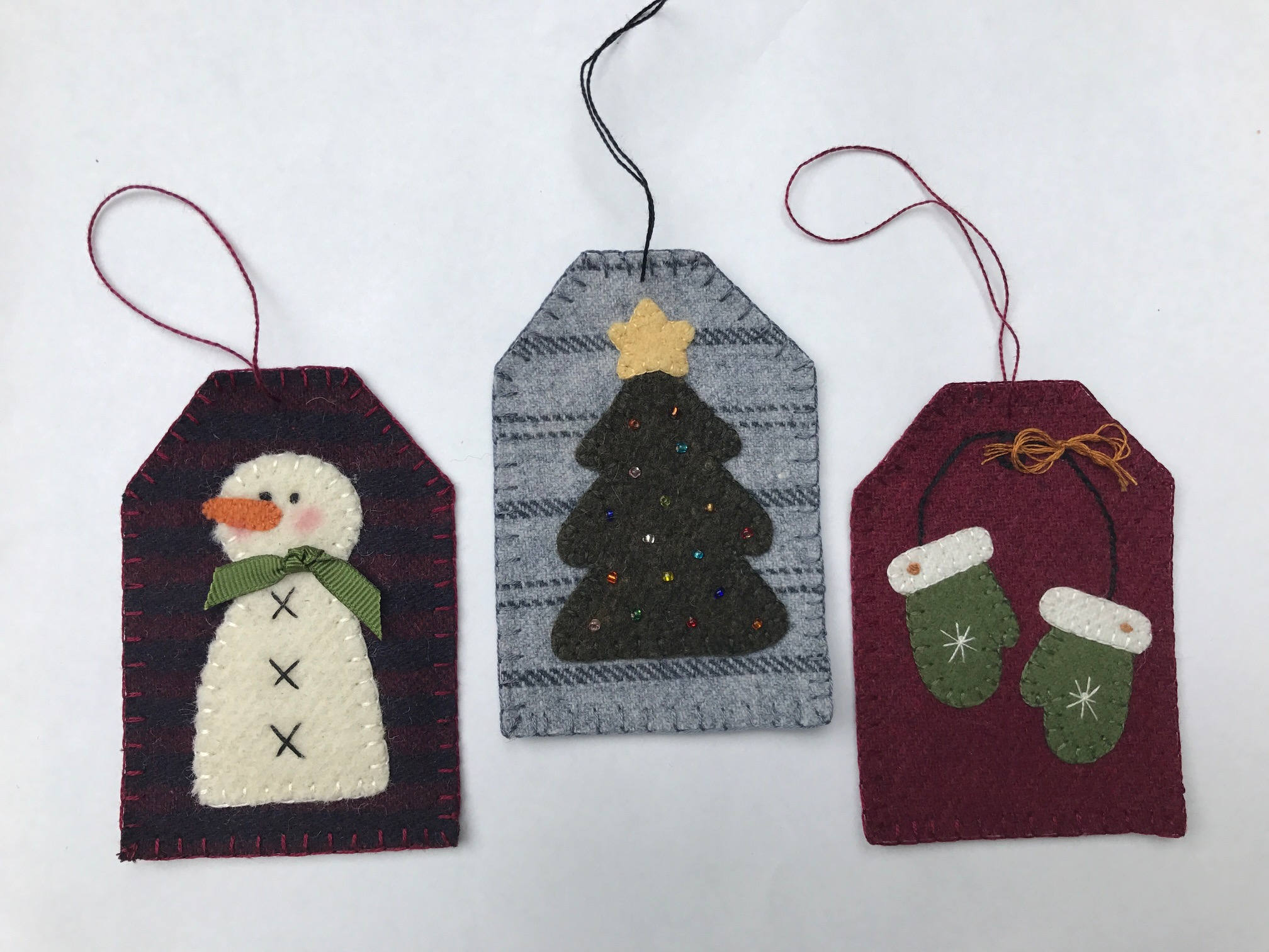kits wool ornaments/gift tags really cute fun to make