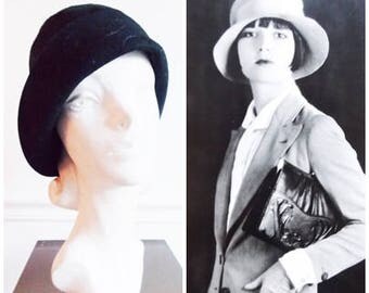 original 1920's black wool felt cloche hat / 20s flapper hat / 20's embroidery hat