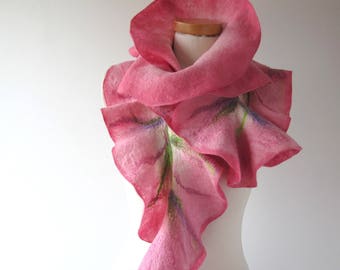 Felted scarf pink ruffle collar Pink women scarf Rose flower scarf wool Ruffle scarf by Galafilc