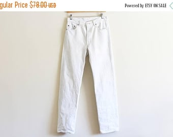 25% OFF SALE Vintage Levis 501 / White Denim / Made in the USA / Modern and Minimal / Vintage Denim 30" waist