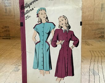 Original 1940s Sewing Pattern. Hollywood Dress Pattern 1799. Size 16 Bust 34" Hip 37"