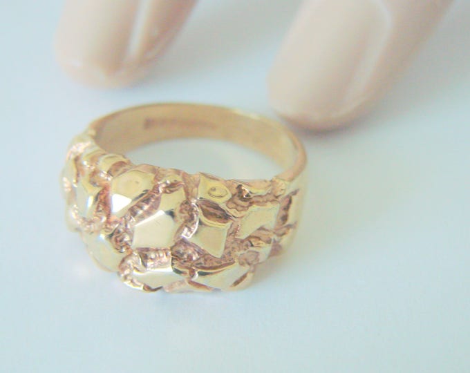 Vintage 18KT HGE Gold Electroplate Nugget Ring / Size 6 1/2 / Jewelry / Jewellery / CIJ Sale 20% Coupon Code (CIJSALE2)