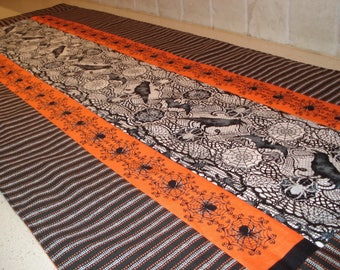 Halloween Table Runner: Raven Table Runner, Spiders Table Runner, Halloween Home Decor, Spooky Table Runner, Goth Table Runner, Wicka Runner