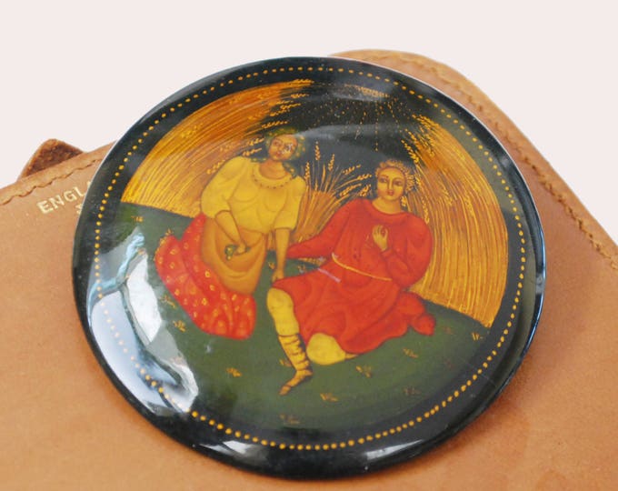 Hand Painted Brooch - Russian black Lacquer -women friendship - round pin