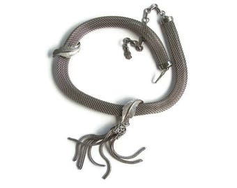 Vintage silver mesh choker Tassel choker Silver chain tassel Asymmetrical necklace Choker necklace Leaf necklace Mesh jewelry Chain choker