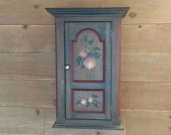 Hanging Medicine Cabinet