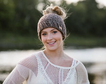 Top Knot Toque, Messy Bun Hat, Messy Bun Beanie, Winter Hat, Kids Hat, Women's Hat, Knit Hat, Pony Tail Hat, Messy Bun Hat with Elastic